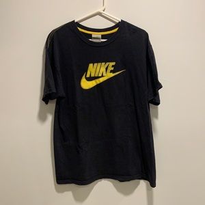 Vintage Nike felt letter shirt